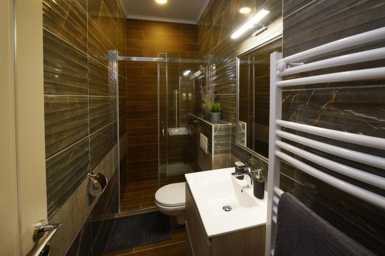 Orangehomes 4 Bdrm Apartment View To Synagogue 布达佩斯 外观 照片